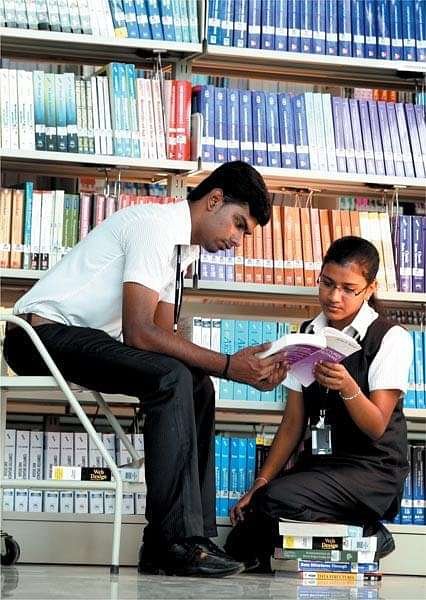 Rajadhani_Institute_of_Engineering_and_Technology